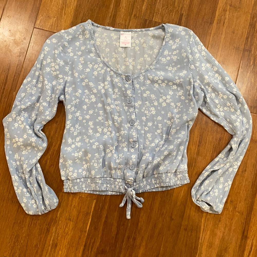 Light blue floral crop top